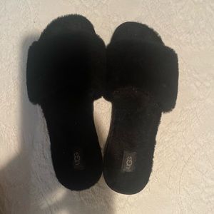 Ugg Slides